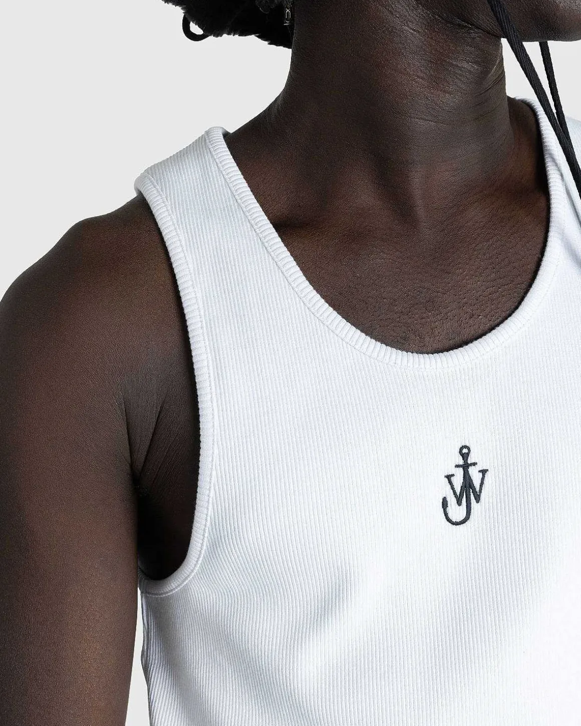 Anchor Embroidery Tank Top Hvid
