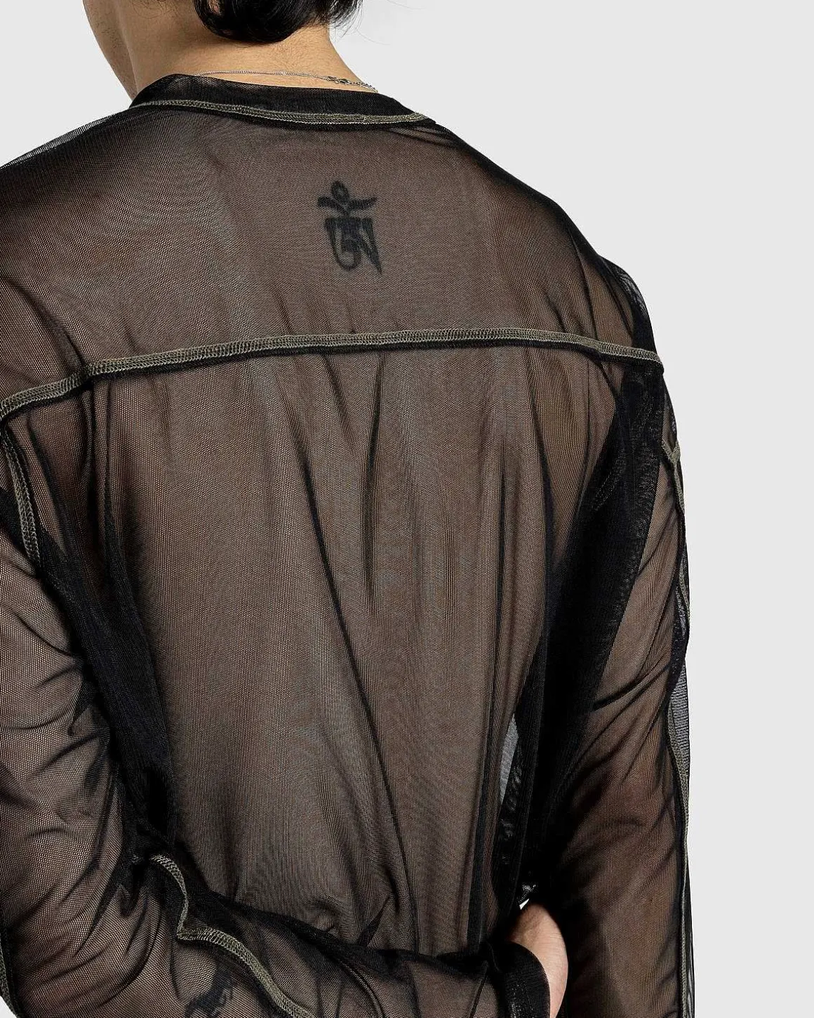 Boxed Pullover Mesh Sort