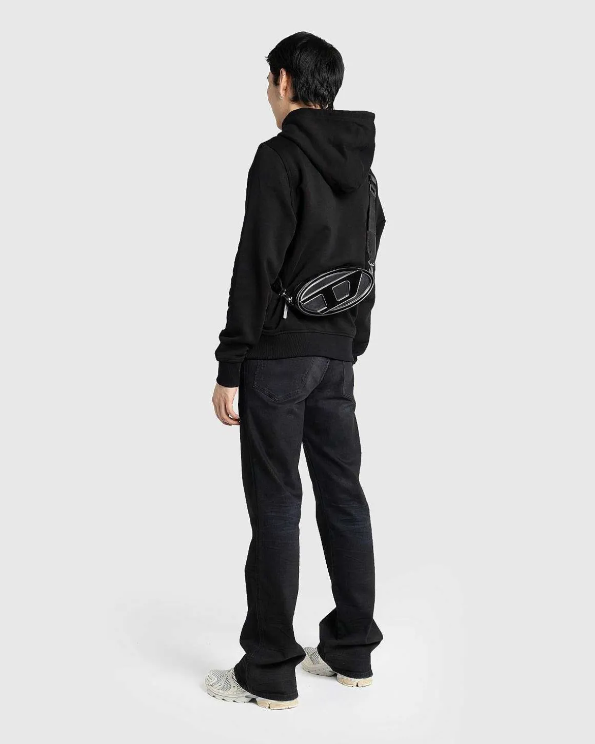 1Dr Skuldertaske Sort