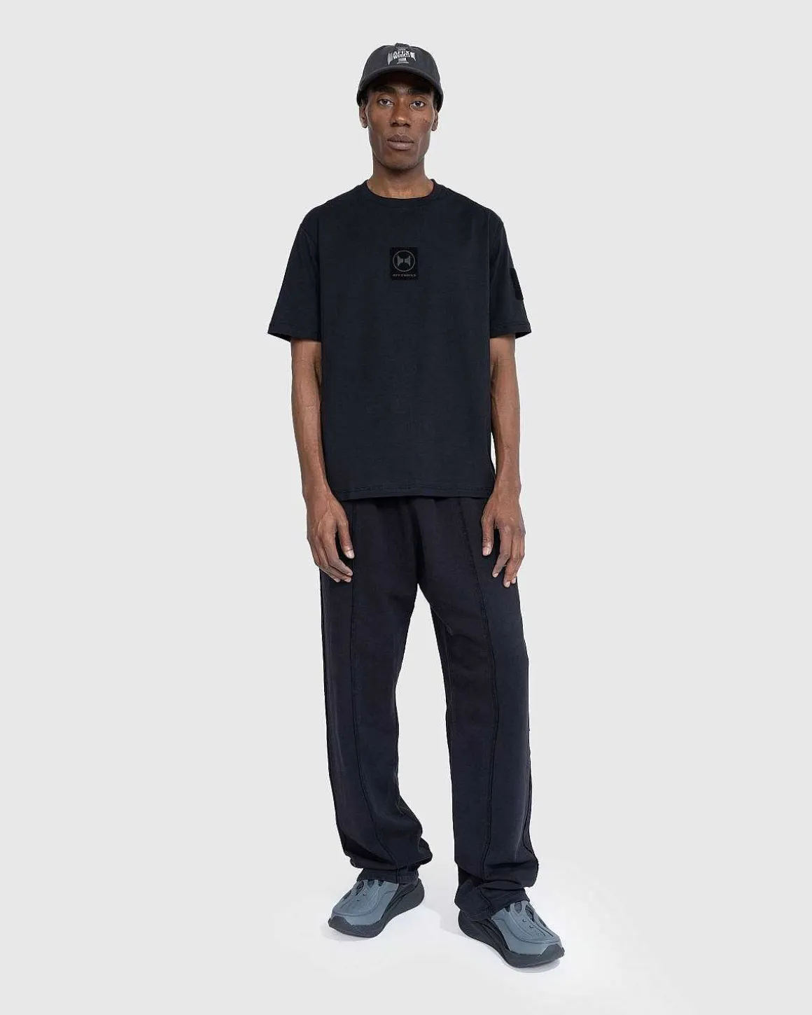 Dual Velcro T-Shirt Sort