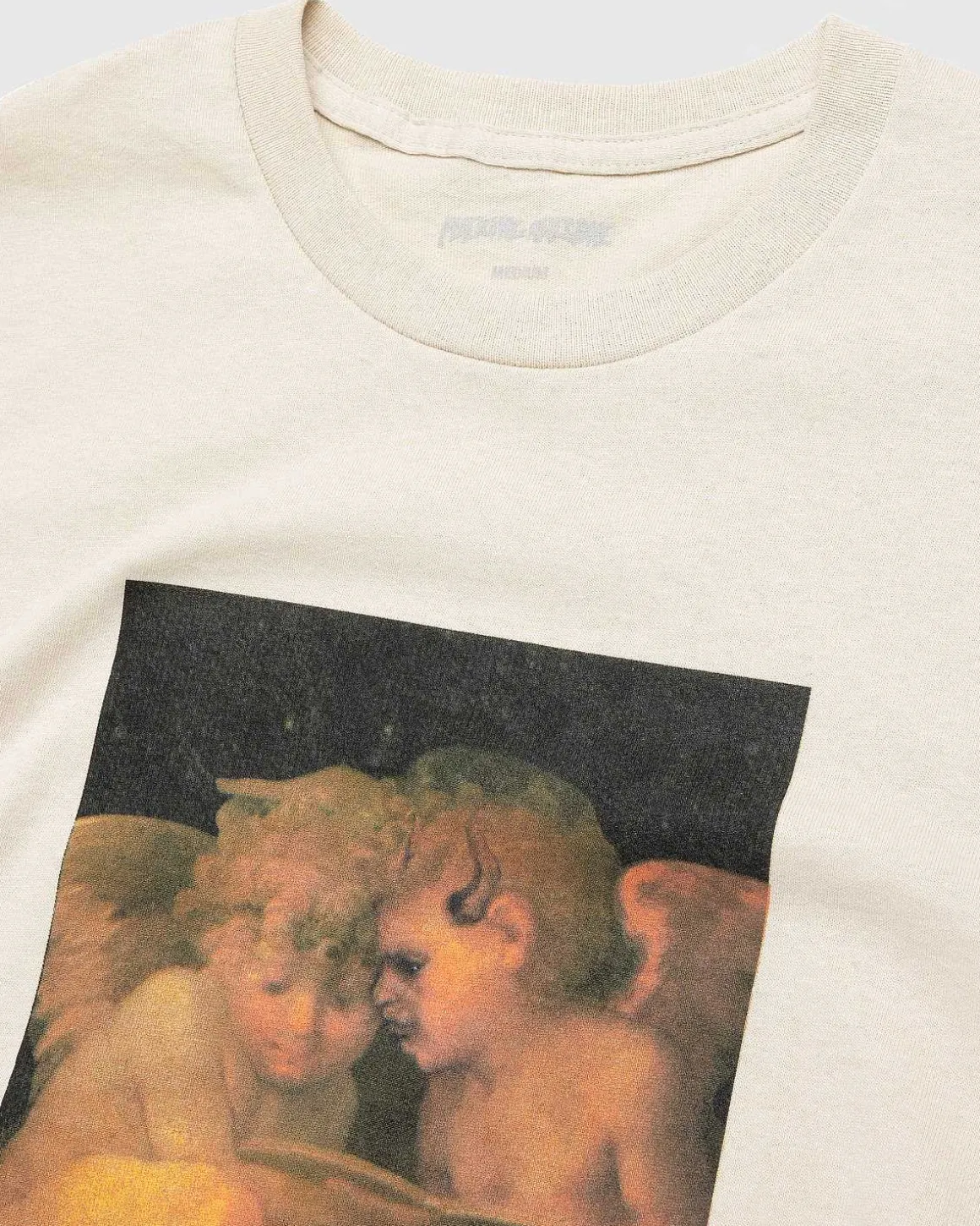 Engel Med Daemonisk Engel T-Shirt Sand
