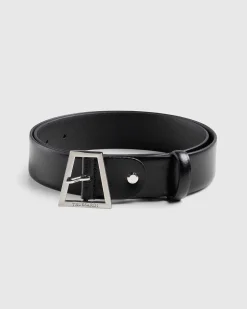 Firkantet Solvspaende Kalvlaederbaelte Sort