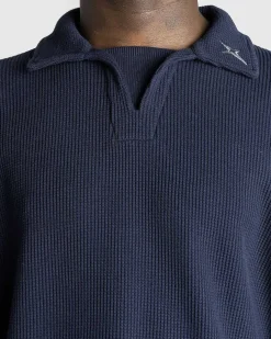 Jousting Thermal Navy