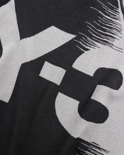 Logo Striktroje Sort/Gra
