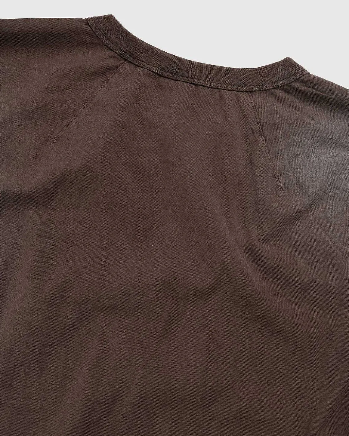 Primer Langaermet Brunette