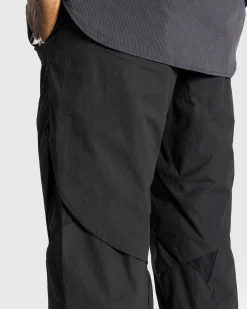 6.0 Technical Pants Center Sort