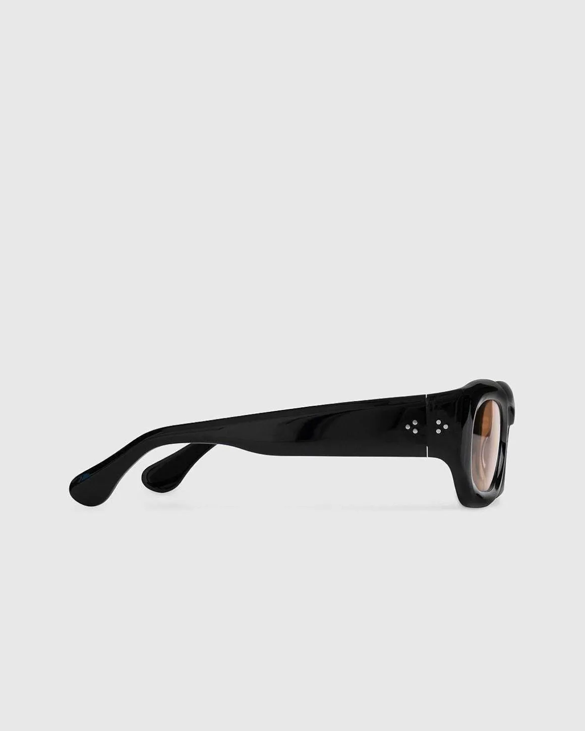Temo Black/Amber