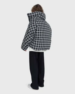 Ternet Oversized Dunjakke Sort