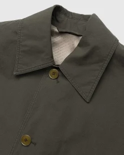 Trenchcoat Mork Oliven