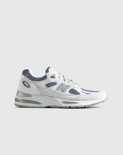 U991Lg2 Nimbus Cloud